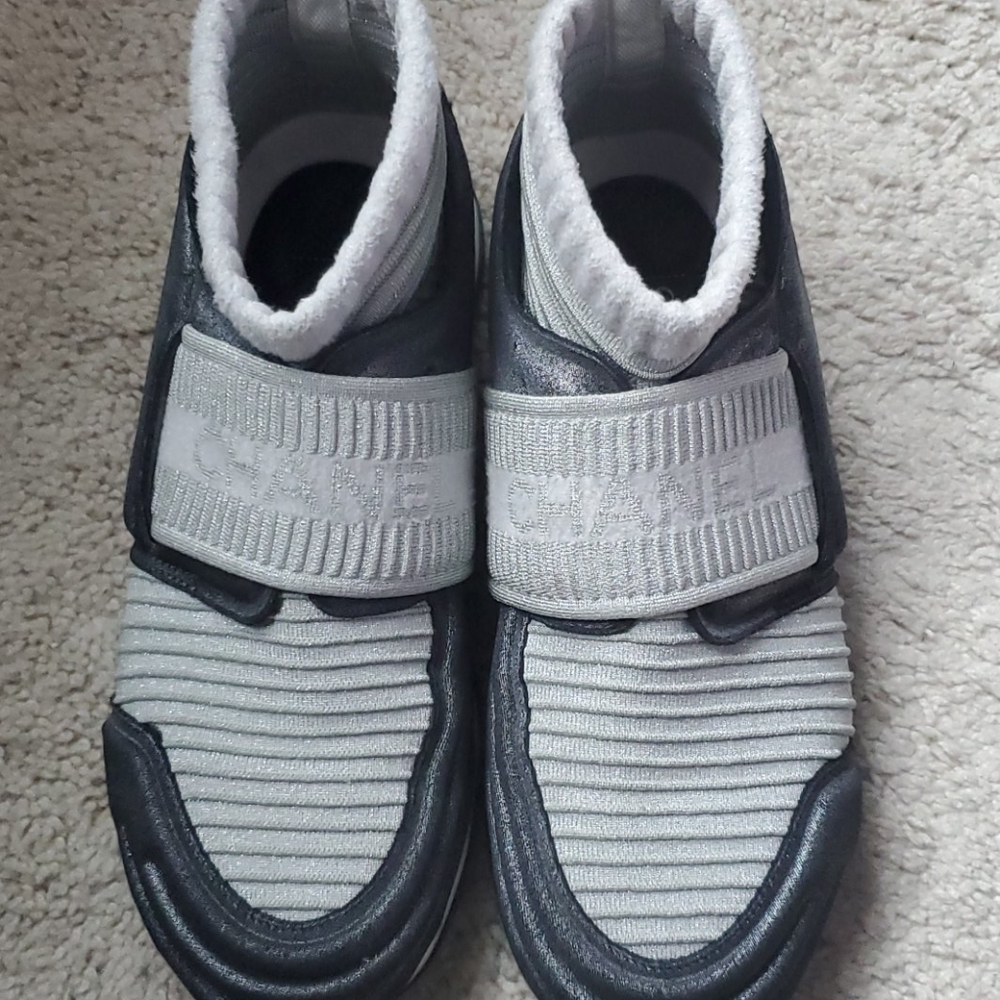 CHANEL sneakers/trainers size 38